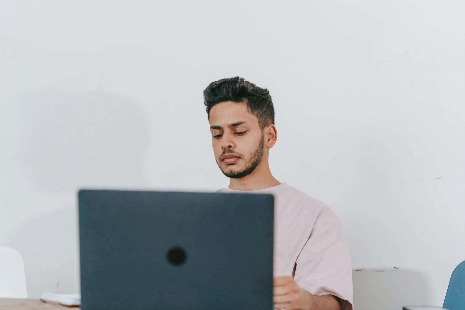 Analisi dashboard di monitoraggio in tempo reale